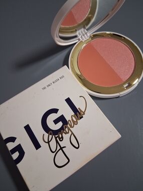 🎀 3 For $15 Or 5 For $25 GIGI Gorgeous Blush Duo In Authentic + Pride